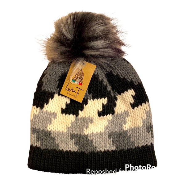 Luisa T Other - Womens Beanie - Excellent Condition - Reposed - Worn Once